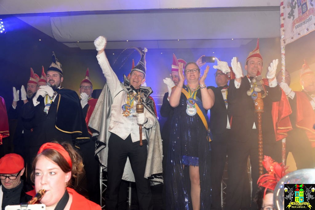 ../Images/Carnavals vrijdagavond in VdG 046.jpg